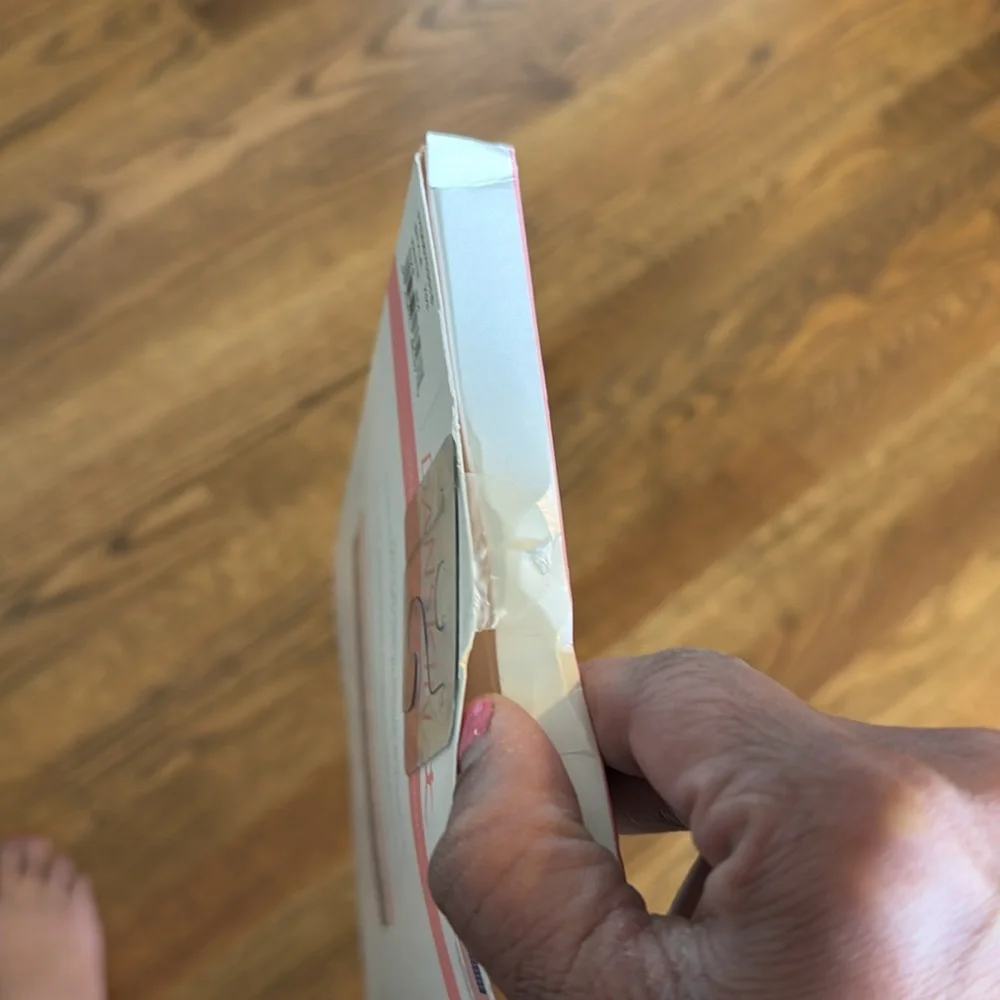 Danskin white tights footed. Never opened. Size Small. Dancers or going out.